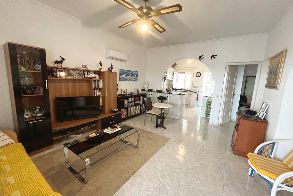 Semi-detached with 3 bedrooms and 3 bathrooms in Ciudad Quesada | Ref: VA5459