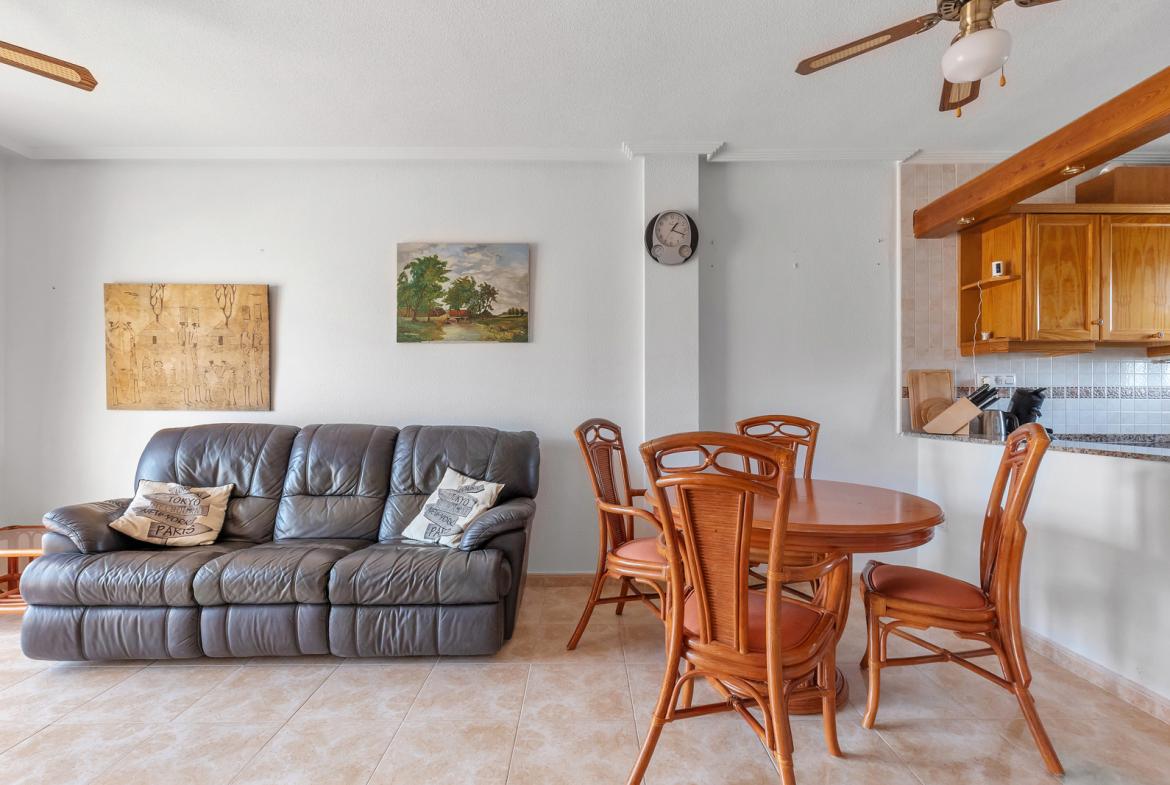 Apartment with 2 bedrooms and 1 bathroom in Orihuela | Ref: 4222RV