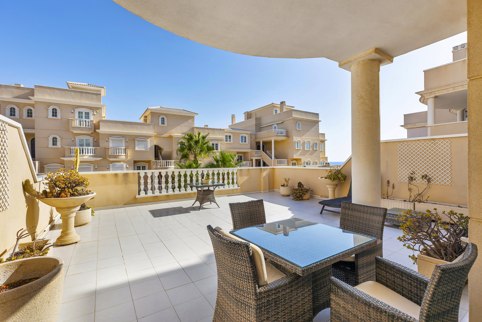 Apartment with 2 bedrooms and 1 bathroom in Guardamar del Segura | Ref: 4227
