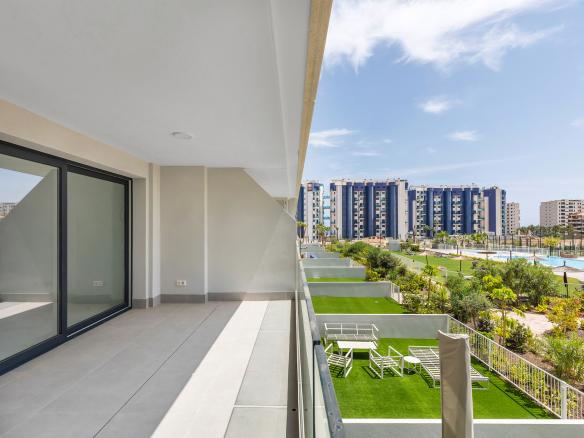 Apartment with 2 bedrooms and 2 bathrooms in Torrevieja | Ref: 4226